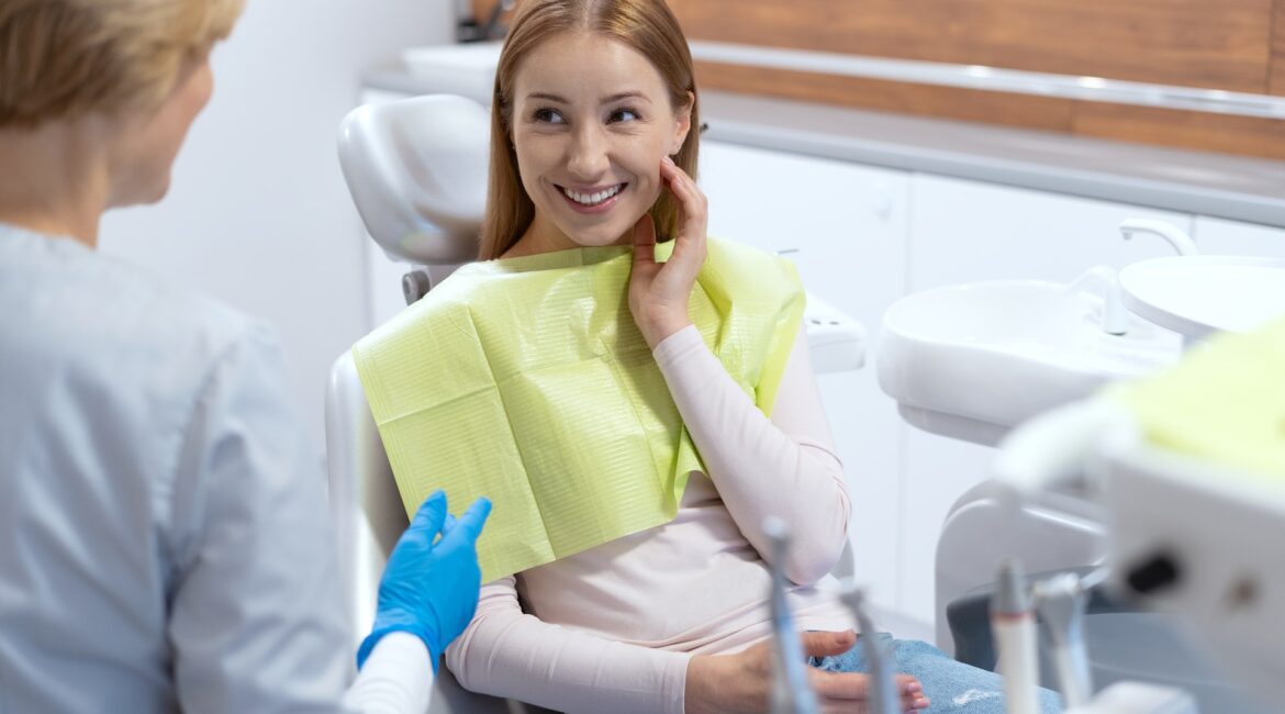 cosmetic dentist